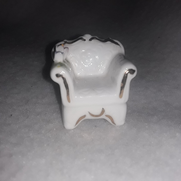 Maruri Masterpiece Bone China Dollhouse Furniture Chair Vintage - Picture 1 of 6